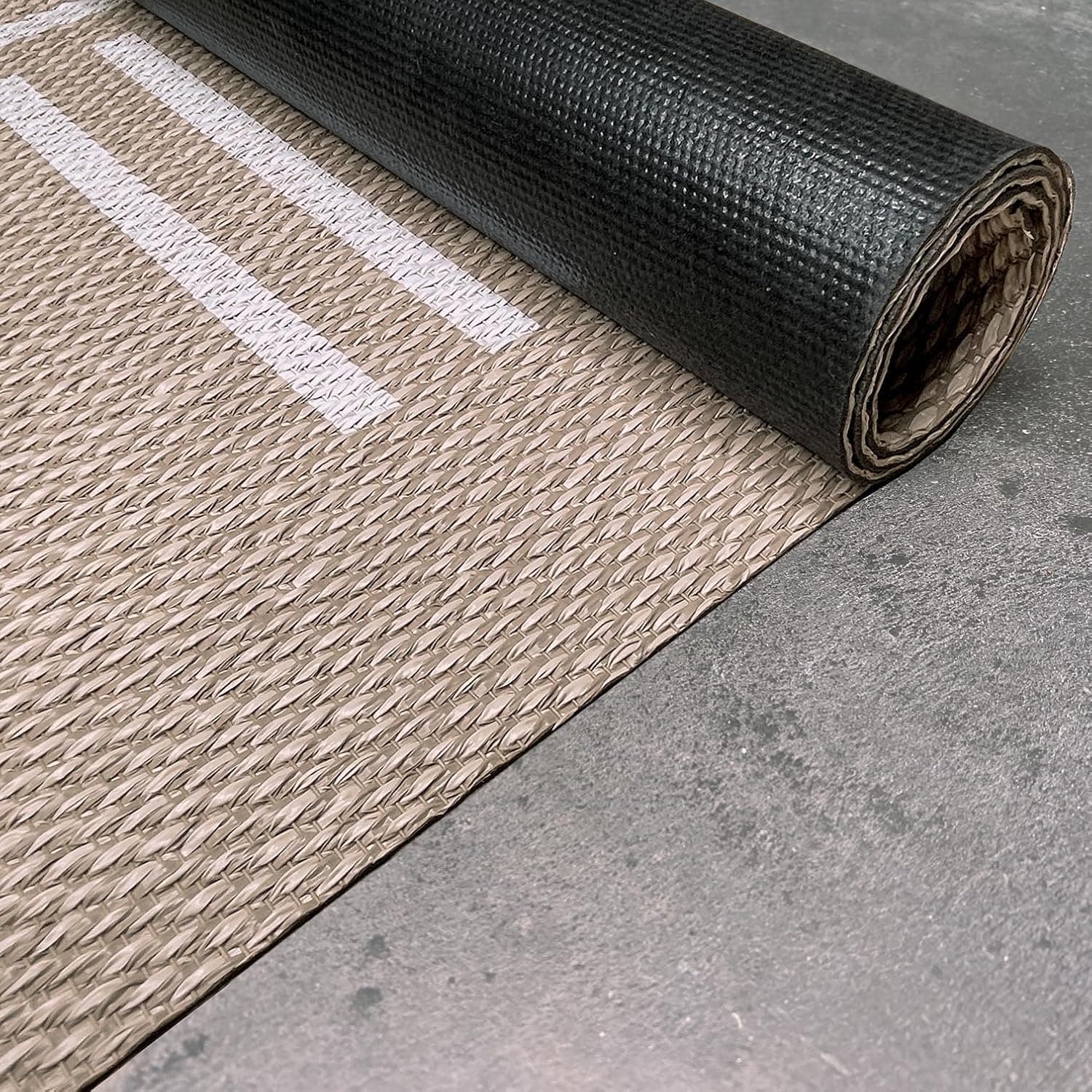 Alfombra vinílica Premium de tejido trenzado de alta gama Líneas 60x90 cm