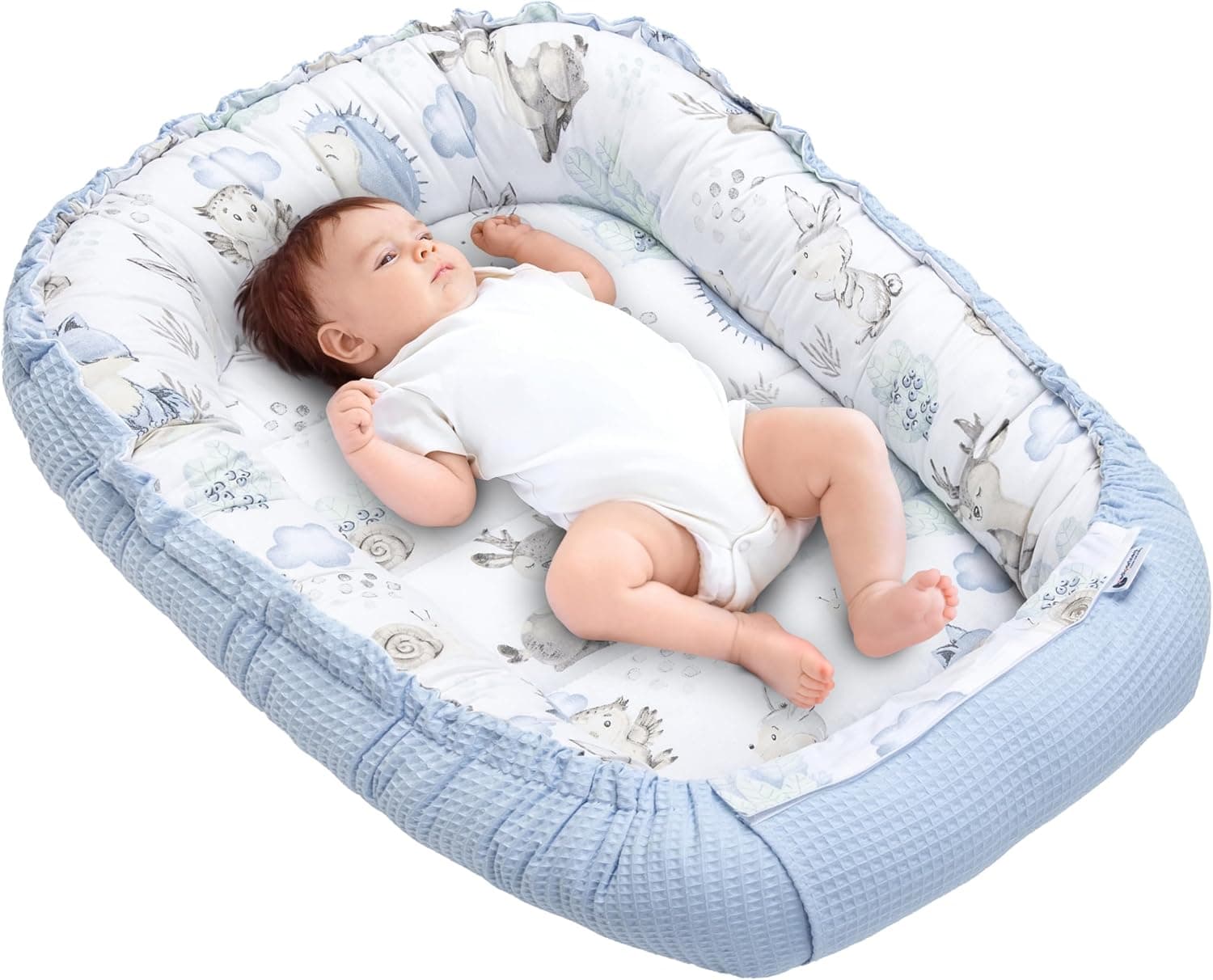 Medi Partners Nido Bebe Recien Nacido Reductor de Cuna - 100x60x15 Portátil o de Viaje de Colecho anticolicos Bilateral Bebés 100% Algodón Gofre (Ciervo y Erizo con Azul Claro Gofre)