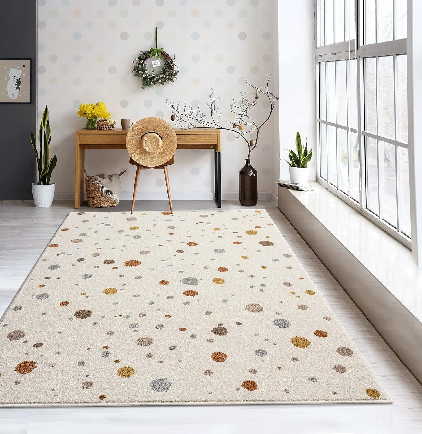 the carpet Dreamy Kids - Alfombra Infantil Moderna, Pelo Suave, fácil de cuidar, no destiñe, Estampado de Puntos, Crema, 080 x 150 cm