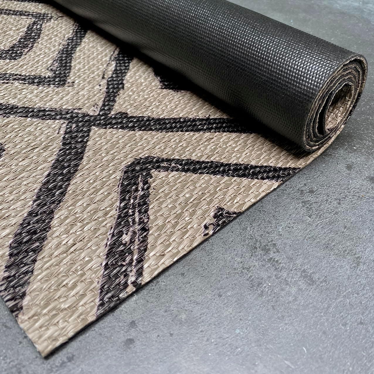 Alfombra vinílica de tejido trenzado de alta gama Diseño negro 60x200 cm